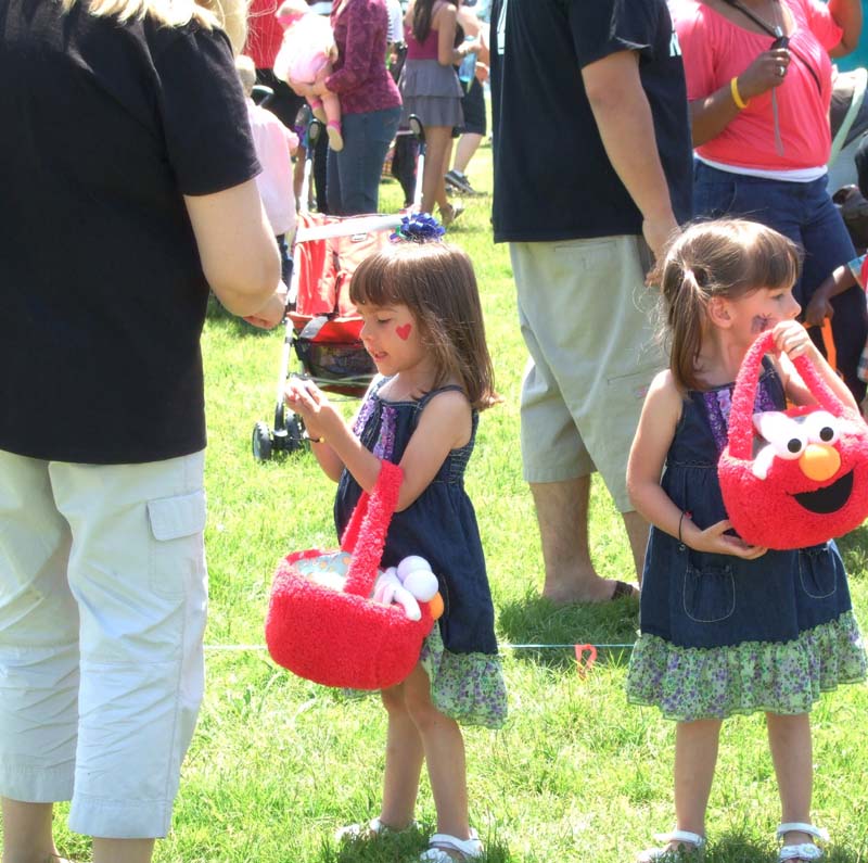 photo of kids hunting for Easter eggs